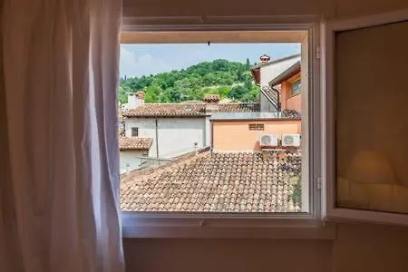 Di Punto In Bianco * Verona