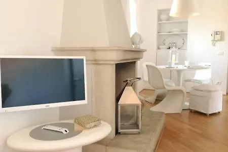 Di Punto In Bianco * Verona